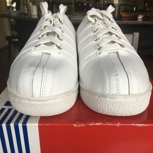 Men’s K-Swiss Classic Tennis Shoes NEW Size 10